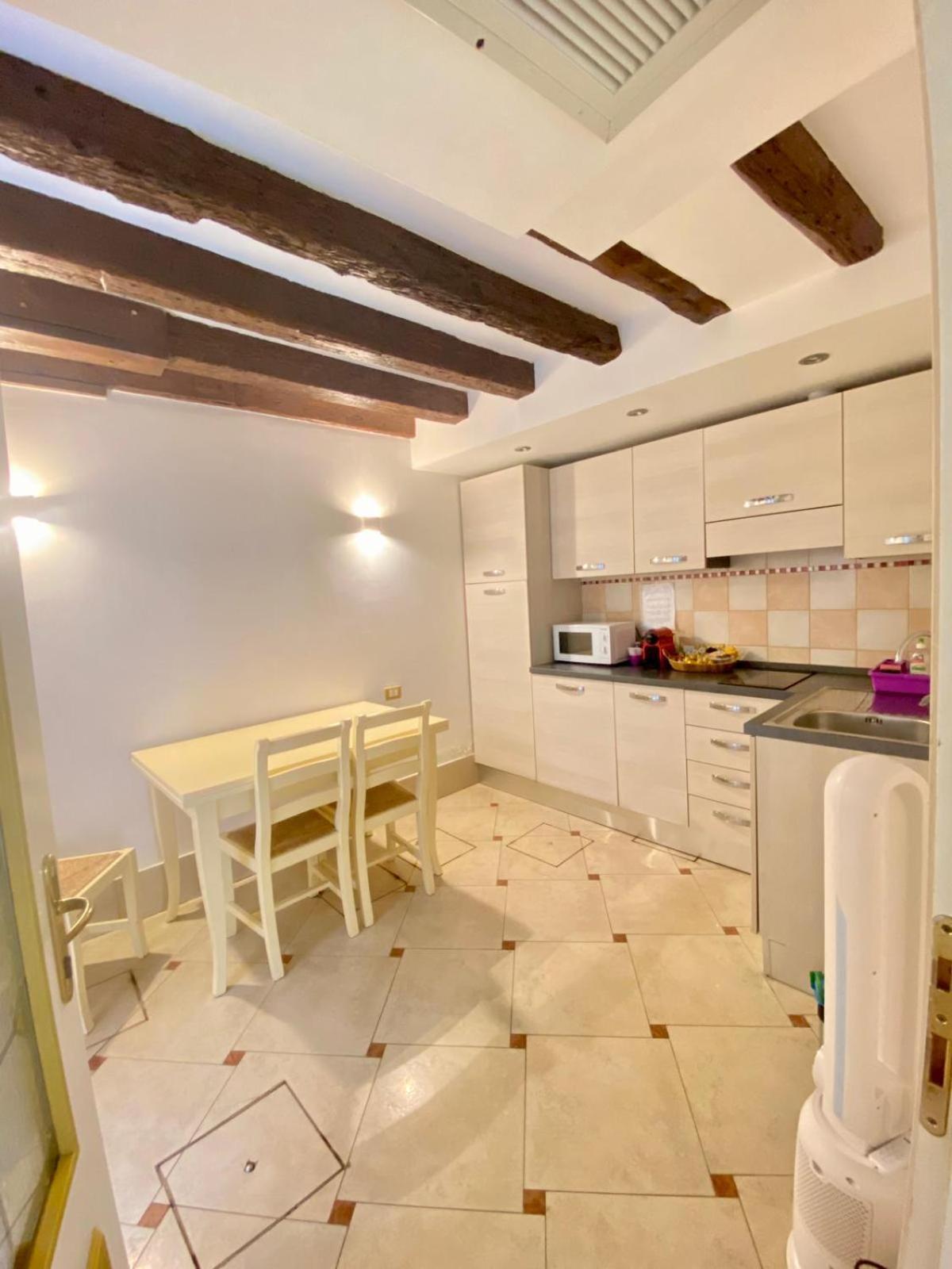 Casa Vacanze Angolo 'Sconto Veneza Exterior foto