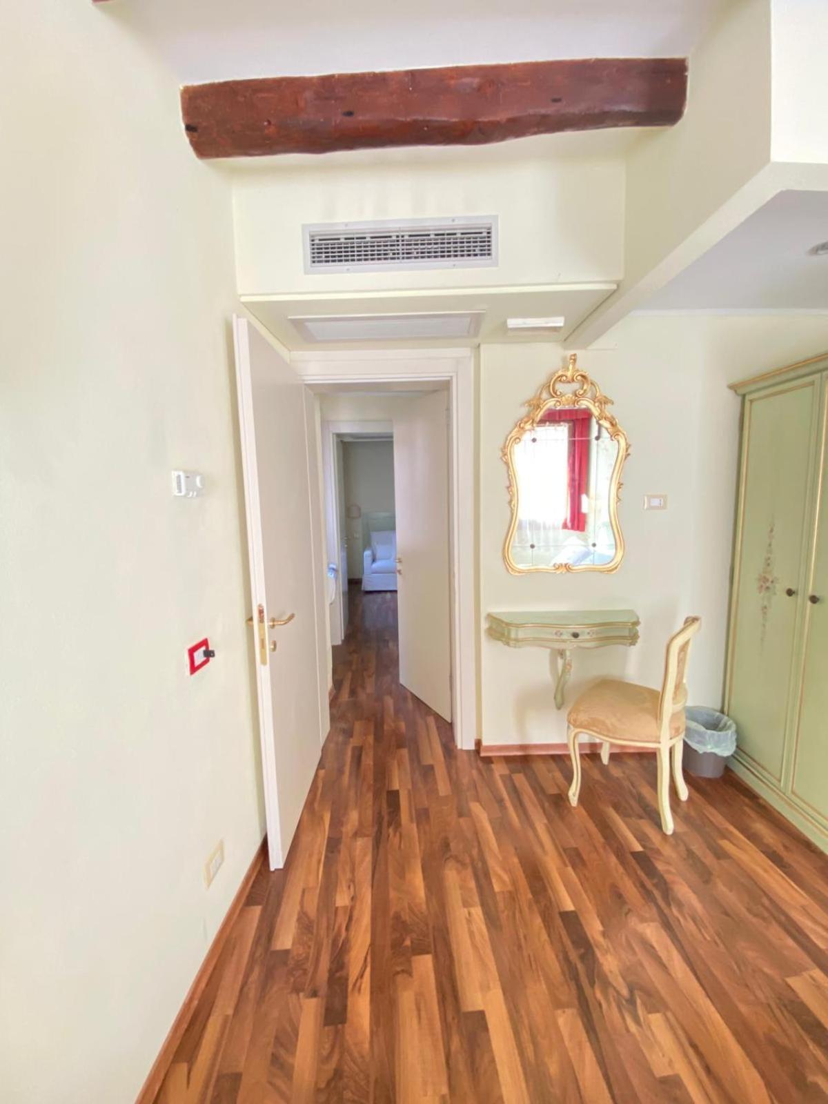 Casa Vacanze Angolo 'Sconto Veneza Exterior foto