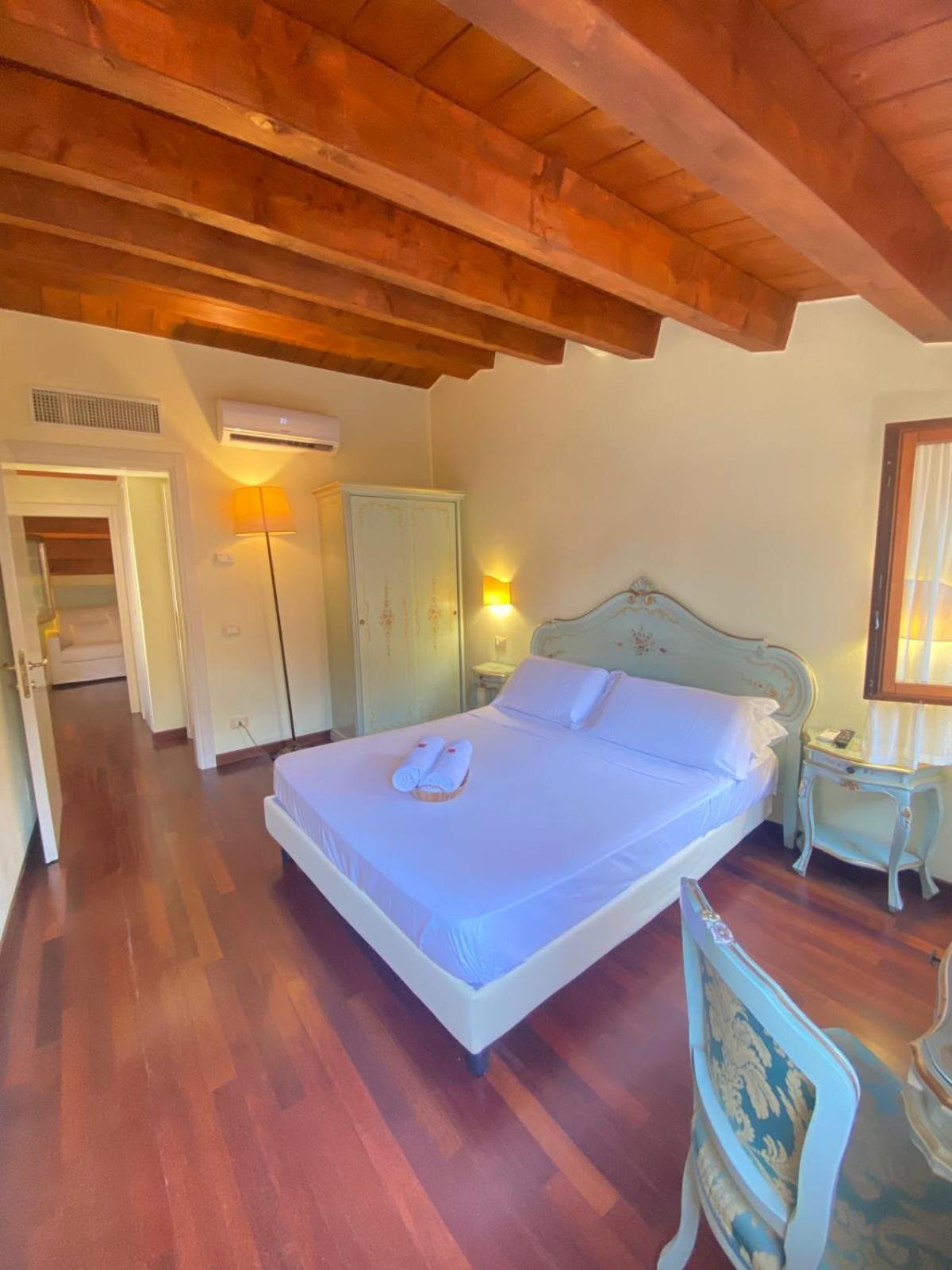 Casa Vacanze Angolo 'Sconto Veneza Exterior foto