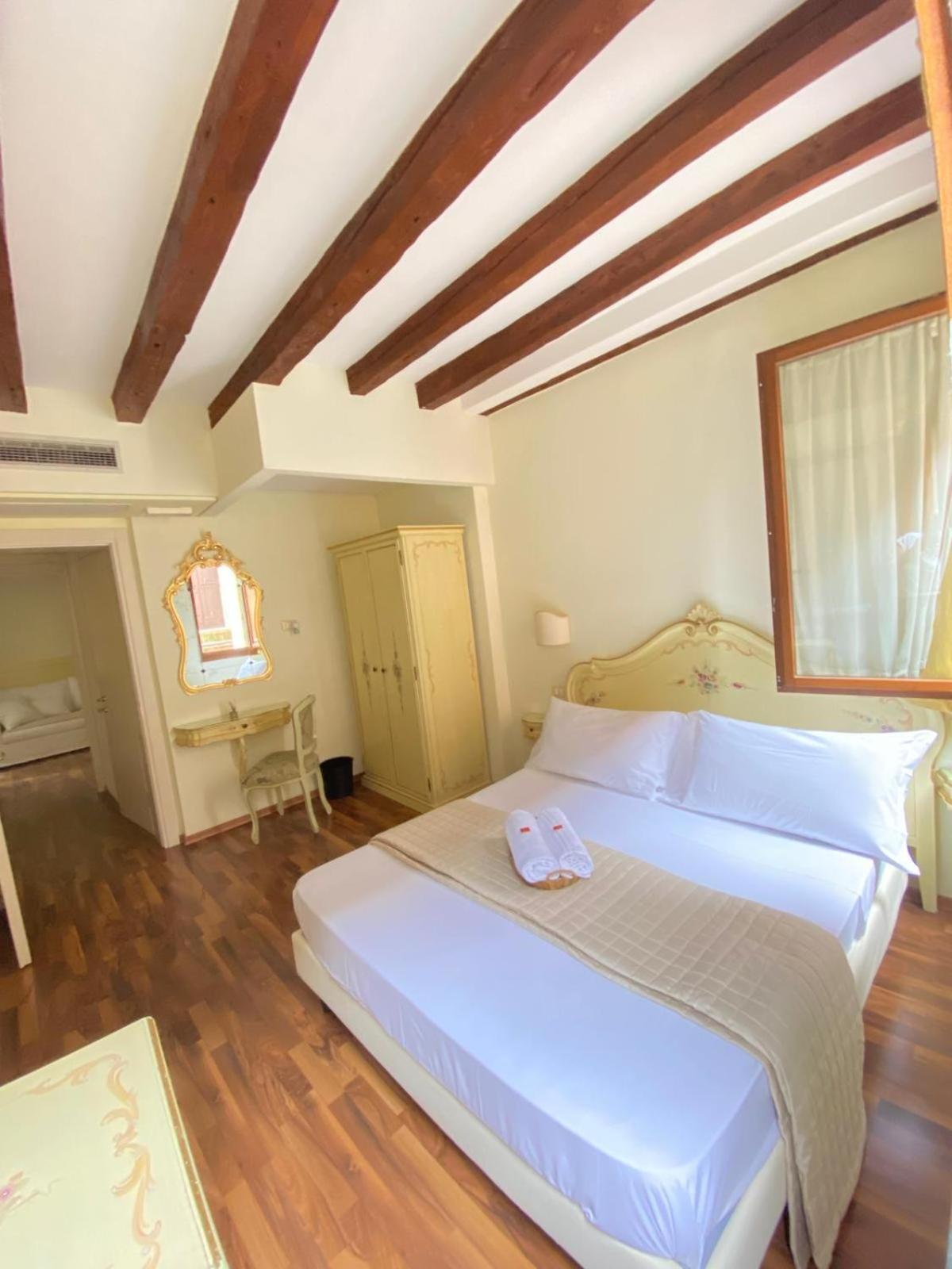 Casa Vacanze Angolo 'Sconto Veneza Exterior foto